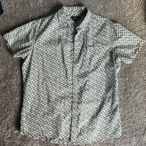 Short sleeve tropical button down shirt